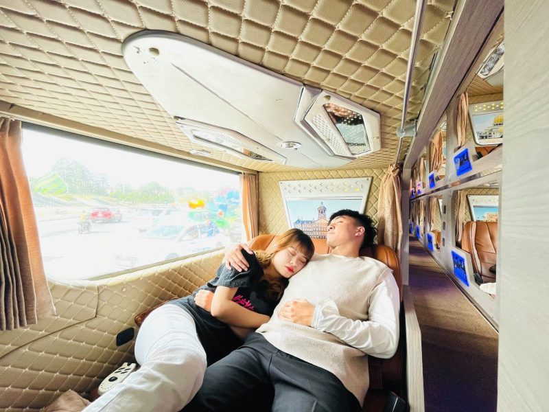 Luxurious cabin interior with leather seats and modern amenities on the Sao Viet Open Tour bus from Hanoi to Sapa