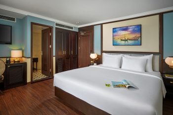 Capella cruise halong bay - Luxcotravels.com