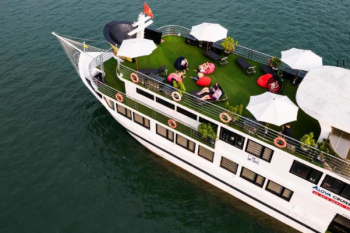 Alova Premium Cruise top deck view on Ha Long Bay