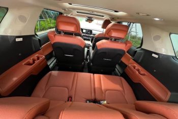 Luxco Travels - Spacious and Flexible Interior of Kia Carnival 7-Seater from Hanoi to Halong Bay