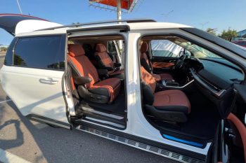 Luxco Travels - Interior of Kia Carnival Luxury 7-Seater from Hanoi to Halong Bay