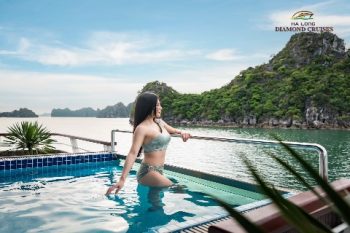 Woman enjoying the jacuzzi on the Diamond Daily Cruise in Ha Long Bay