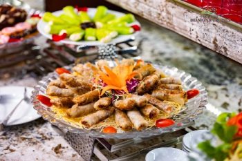 Vietnamese spring rolls on Diamond Daily Cruise