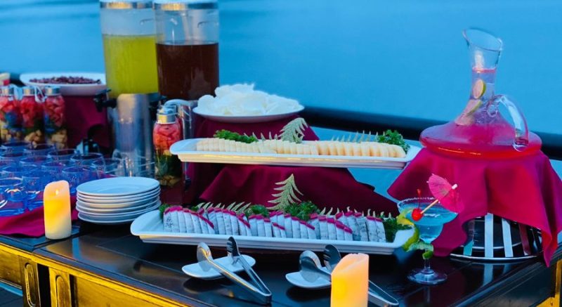 Luxury Ha Long Bay Sunset Kayaking Tour from Hanoi - La Casta Daily Cruise