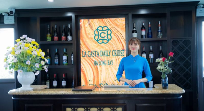 Luxury Ha Long Bay Cruise Tour - La Casta Daily Cruise from Hanoi