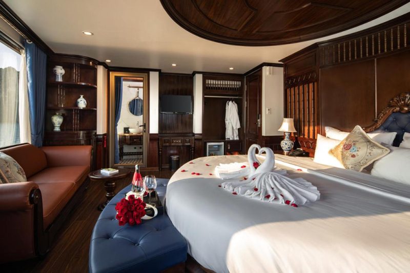 Luxurious cabin on La Casta Regal Cruise in Ha Long Bay