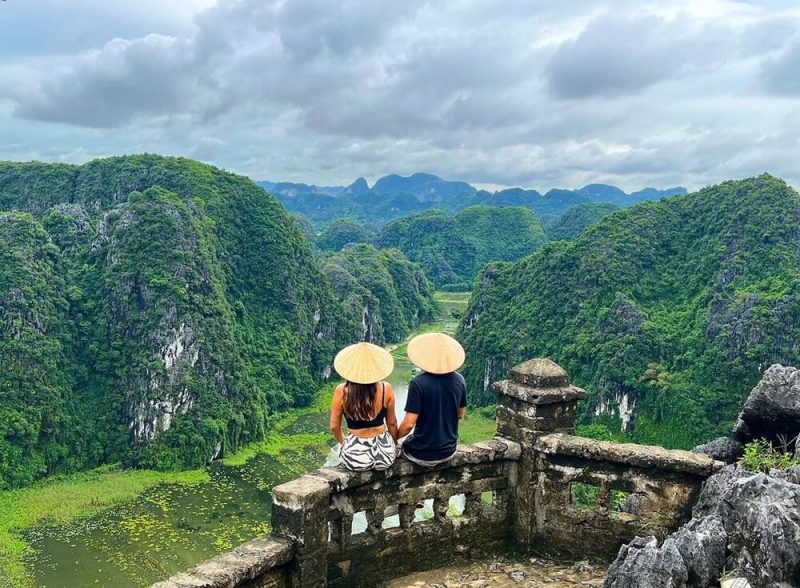 Hoa Lu Trang An Mua Cave 1 Day Tour Vietnam LuxcoTravels historical sites scenic boat ride karst scenery cultural exploration