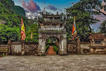 Hoa Lu Trang An Mua Cave 1 Day Tour Vietnam LuxcoTravels ancient landmarks scenic boat ride cultural highlights